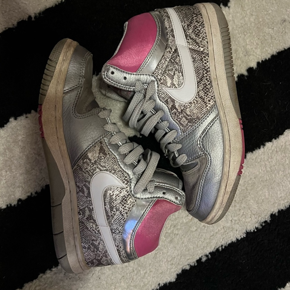 Nike Women's Silver and Pink Sneakers